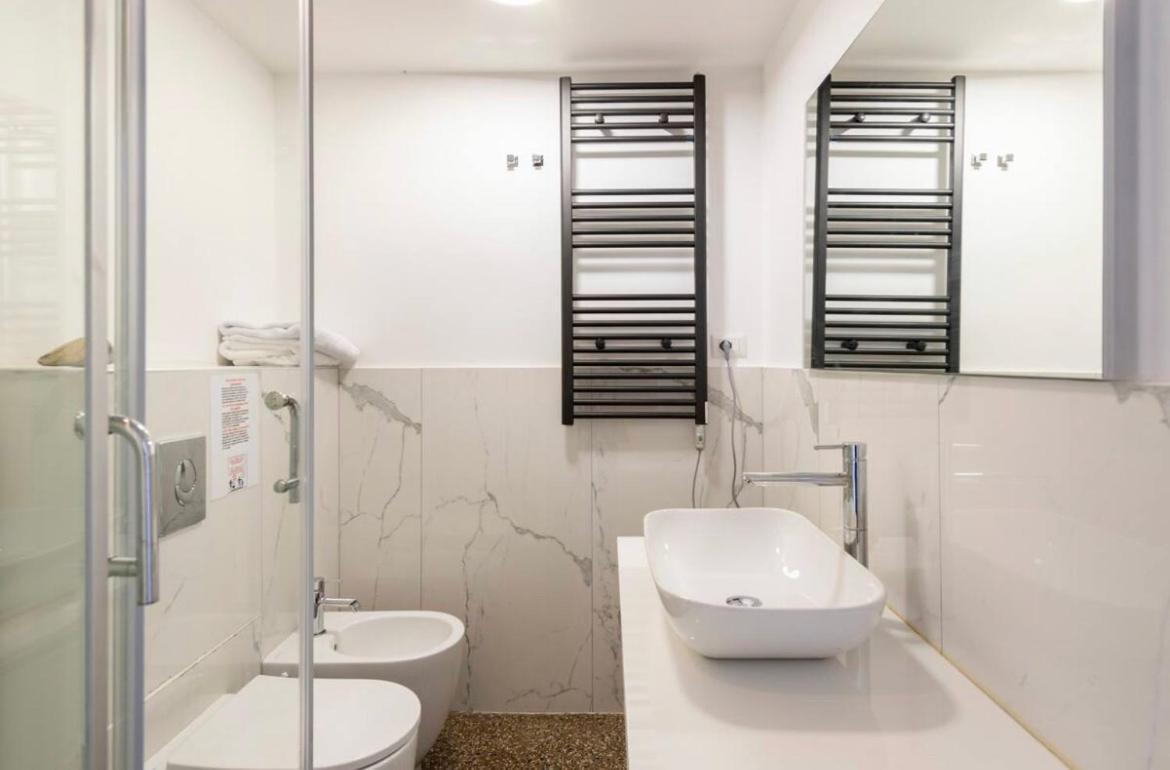 Roma Private Rooms מראה חיצוני תמונה
