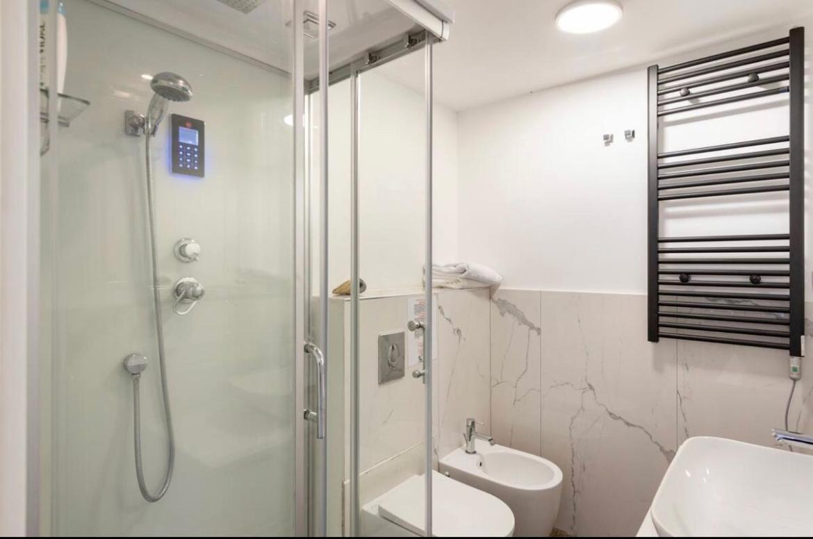 Roma Private Rooms מראה חיצוני תמונה